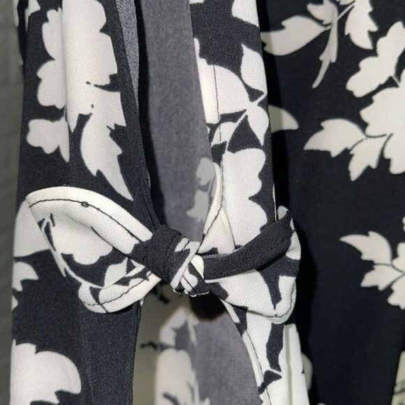 MSK Women Black & White Floral Bow Sleeve Dress Size 16 W - Picture 9 of 12
